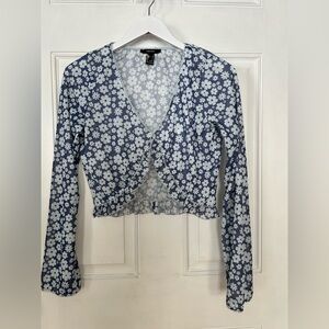 Forever 21 Blue and White Floral Crop Top
